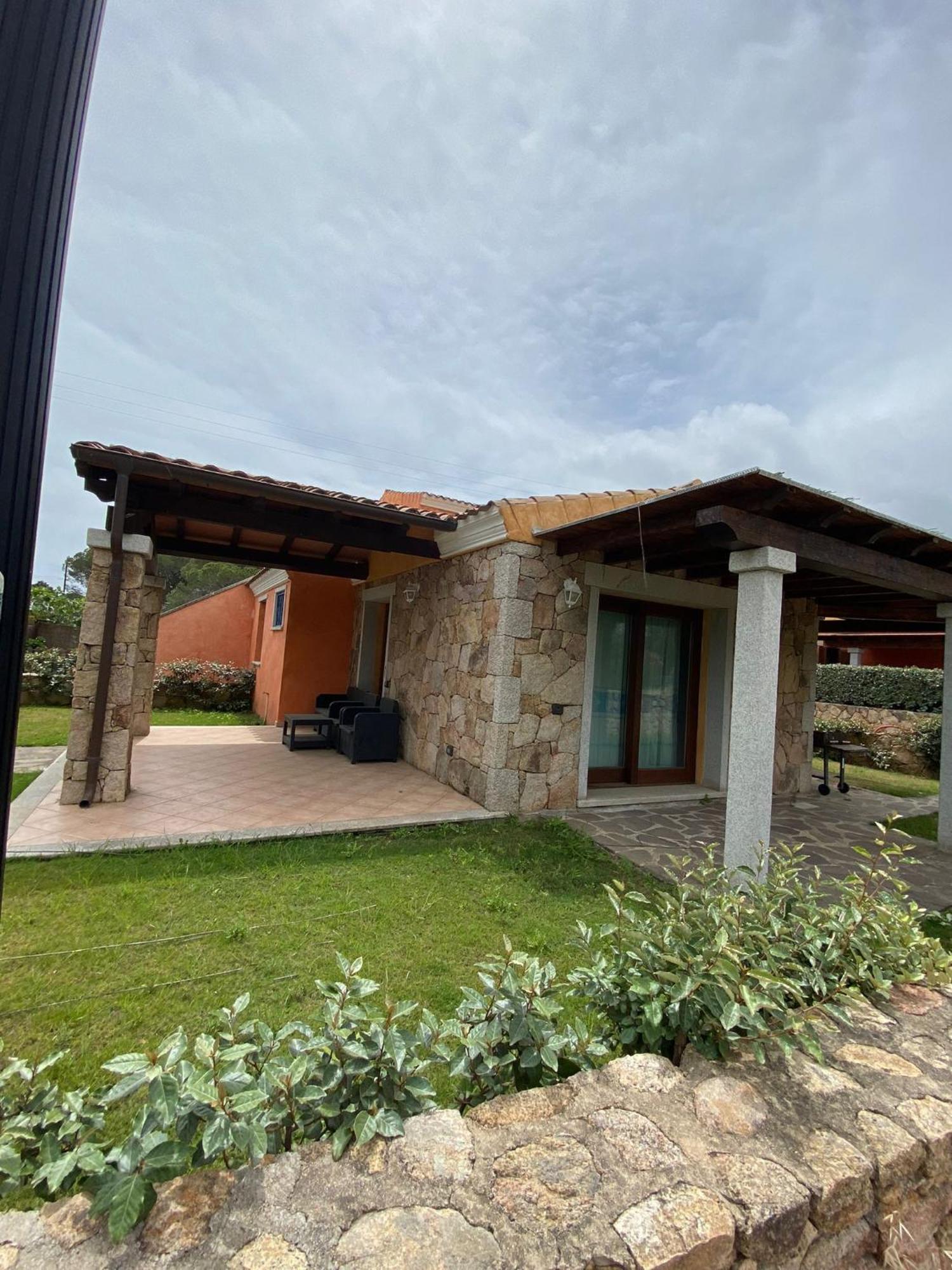 Villa Azzurra Sul Mare Будони Экстерьер фото